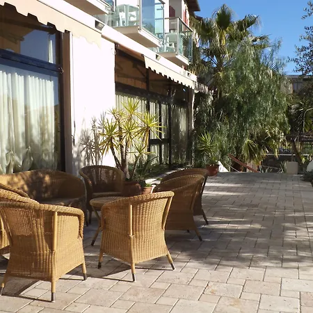 Hotel Ariston & Apartments-3